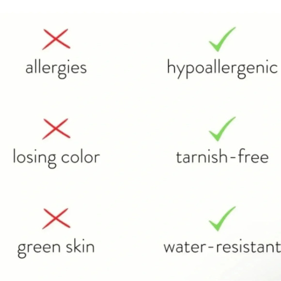 Maria Cross 18K Gold Stainless Steel Waterproof Necklace - Picture 17 of 17